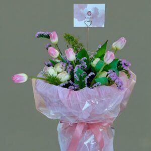 simple pink bouquet